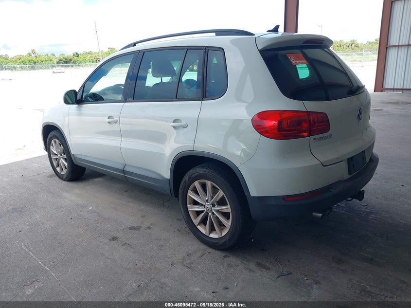 2015 VOLKSWAGEN TIGUAN auction photo 3