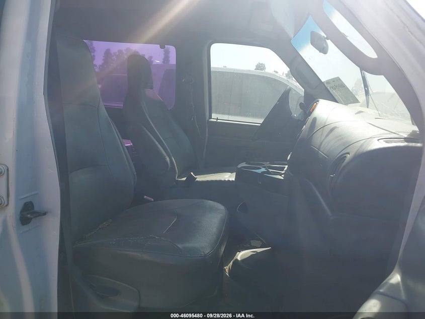 2008 FORD E-250 COMMERCIAL/RECREATIONAL · Фото 5