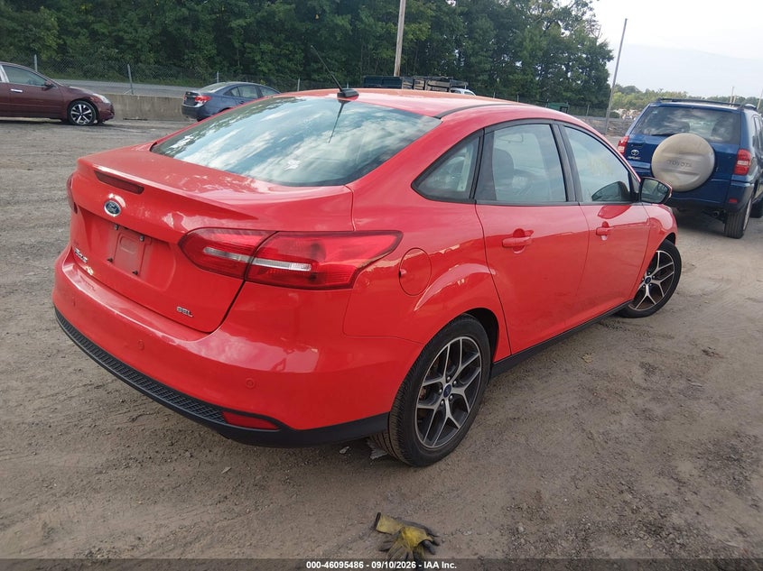 2017 FORD FOCUS auction photo 4