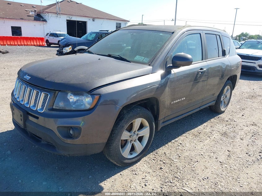 2017 JEEP COMPASS auction photo 2