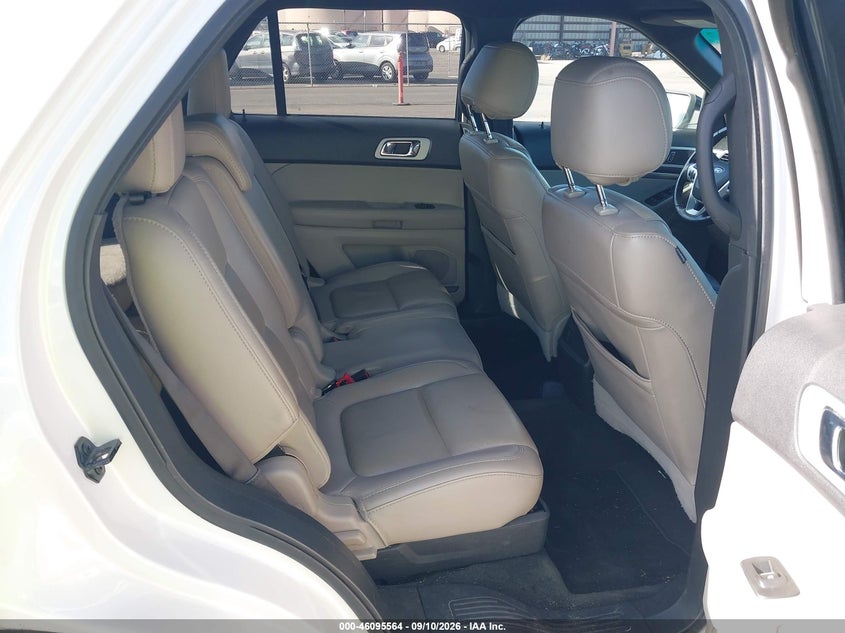 2014 FORD EXPLORER auction photo 8