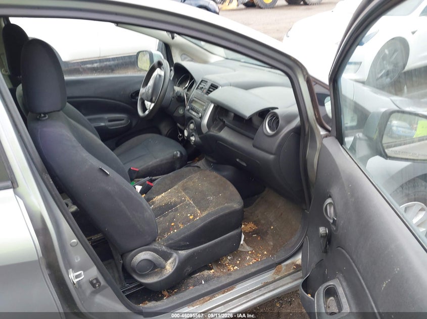 2014 NISSAN VERSA NOTE auction photo 5