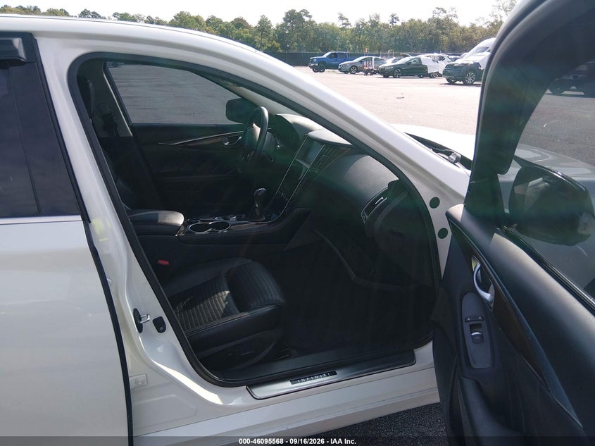 2016 INFINITI Q50 auction photo 5