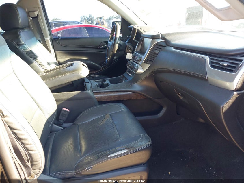2018 CHEVROLET SUBURBAN auction photo 5