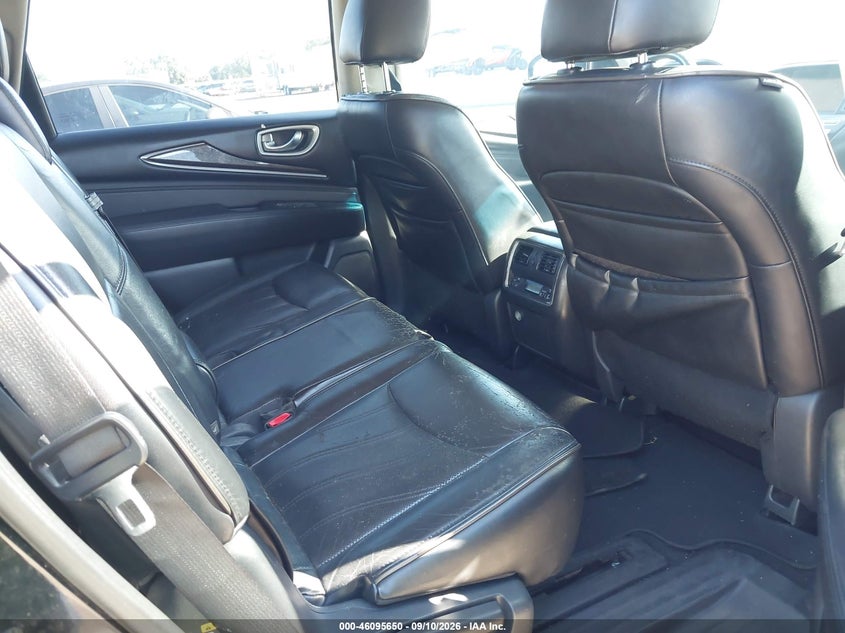 2015 INFINITI QX60 auction photo 8