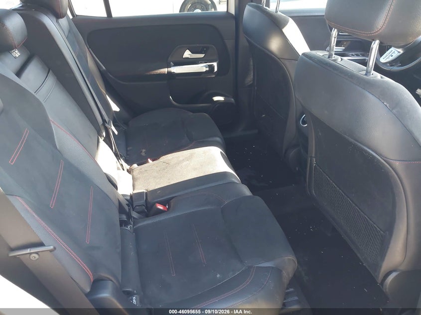 2021 MERCEDES-BENZ GLB 250 auction photo 8
