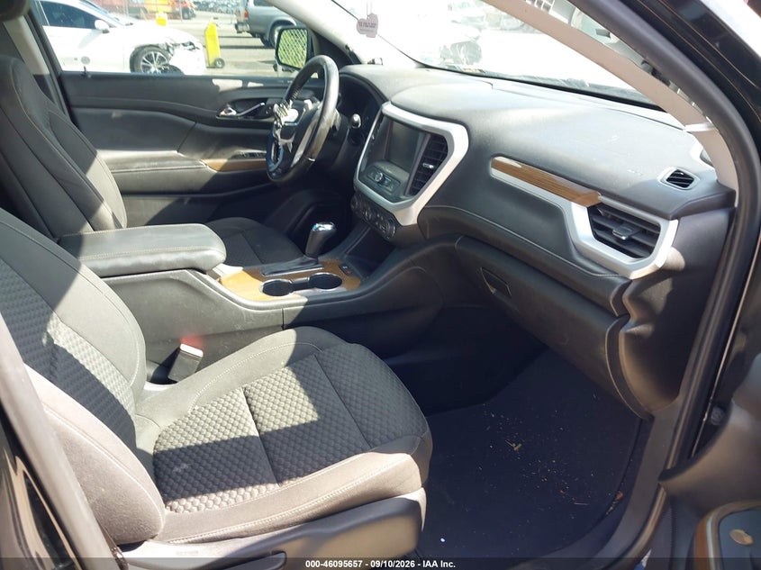2019 GMC ACADIA auction photo 5
