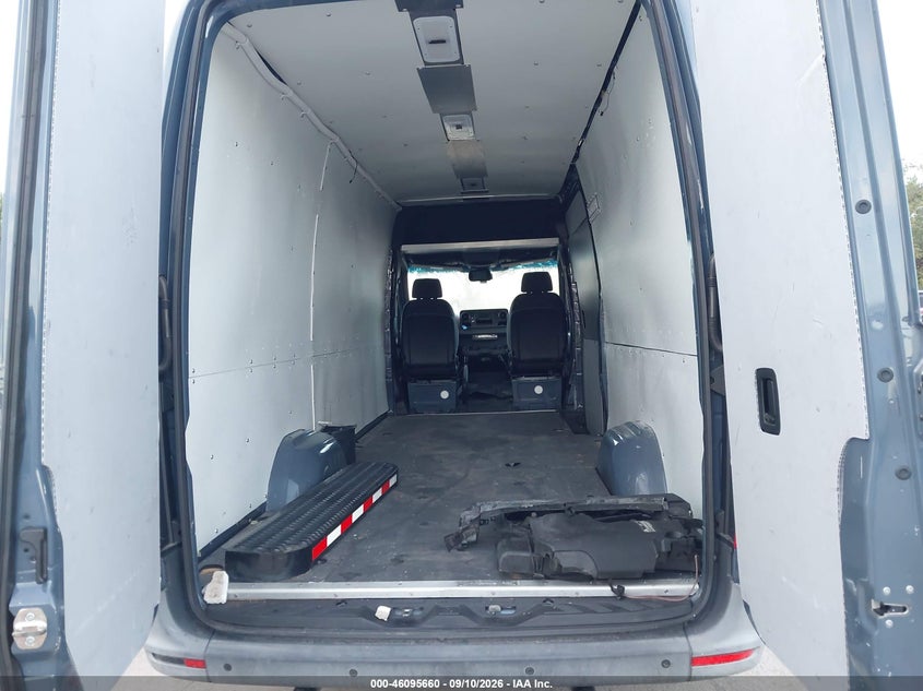 2019 MERCEDES-BENZ SPRINTER 2500 auction photo 8