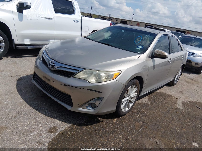 2013 TOYOTA CAMRY auction photo 2