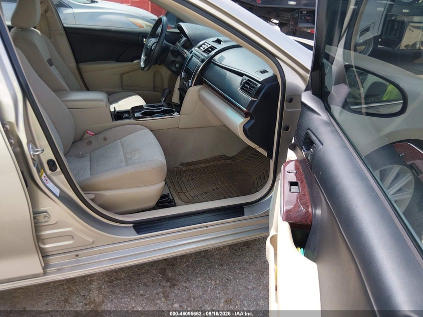 2013 TOYOTA CAMRY auction photo 5