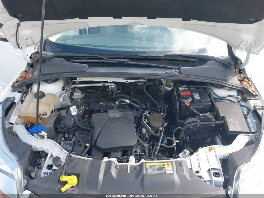 FORD FOCUS 2014 VIN 1FADP3K21EL132144