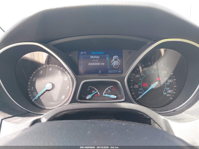 FORD FOCUS 2014 VIN 1FADP3K21EL132144