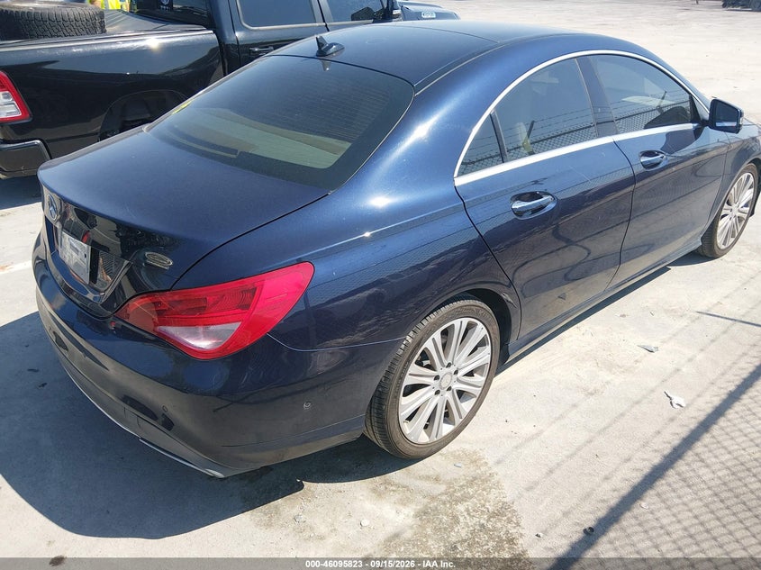 MERCEDES-BENZ CLA 250 - zdjęcie 4