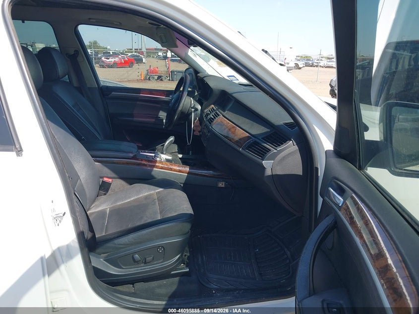 BMW X5 2008 VIN 5UXFE43508L008179