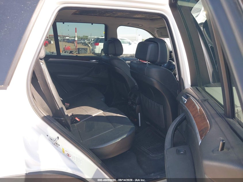 BMW X5 2008 VIN 5UXFE43508L008179