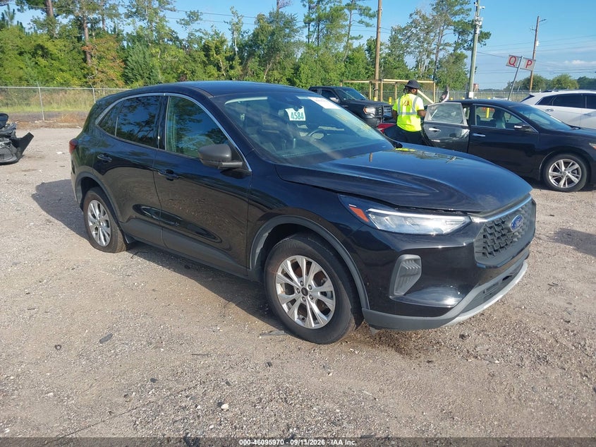 2023 FORD ESCAPE auction photo 1