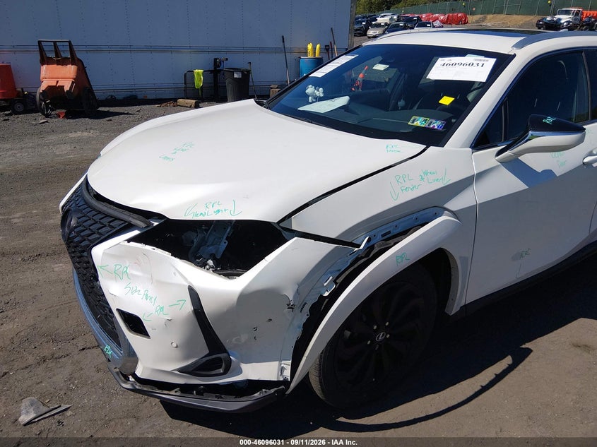 LEXUS UX 250H - zdjęcie 6