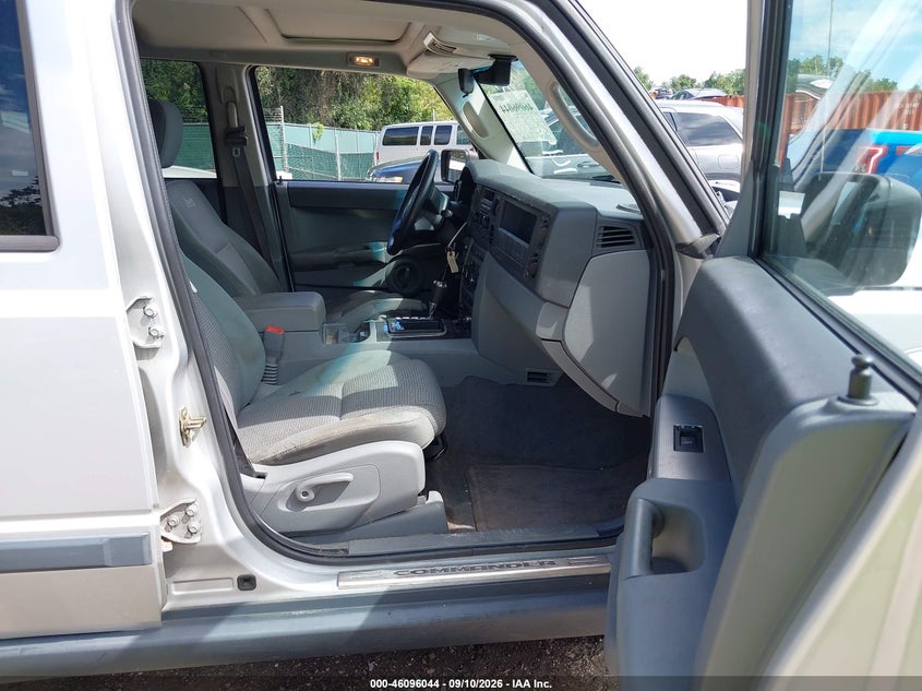 2007 JEEP COMMANDER auction photo 5