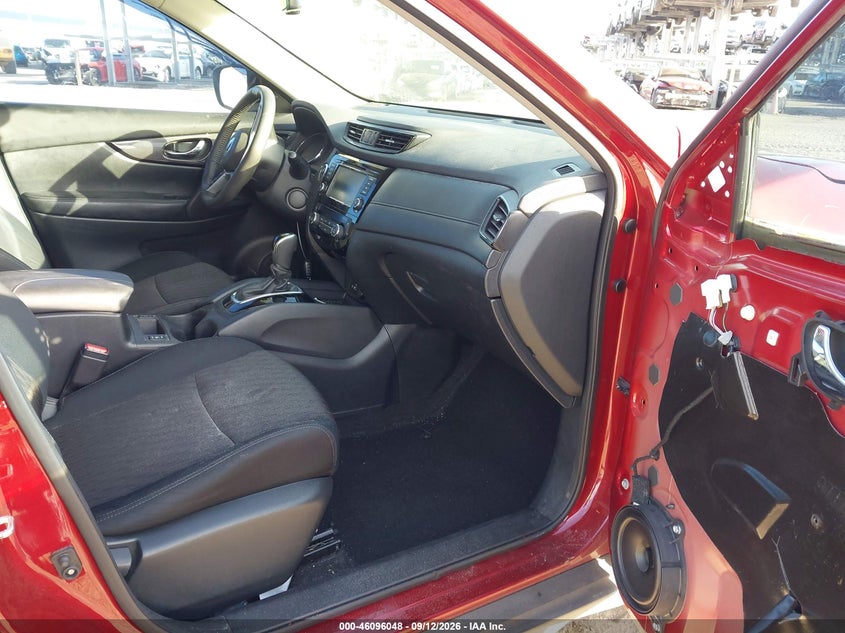 NISSAN ROGUE 2019 VIN 5N1AT2MT8KC746673