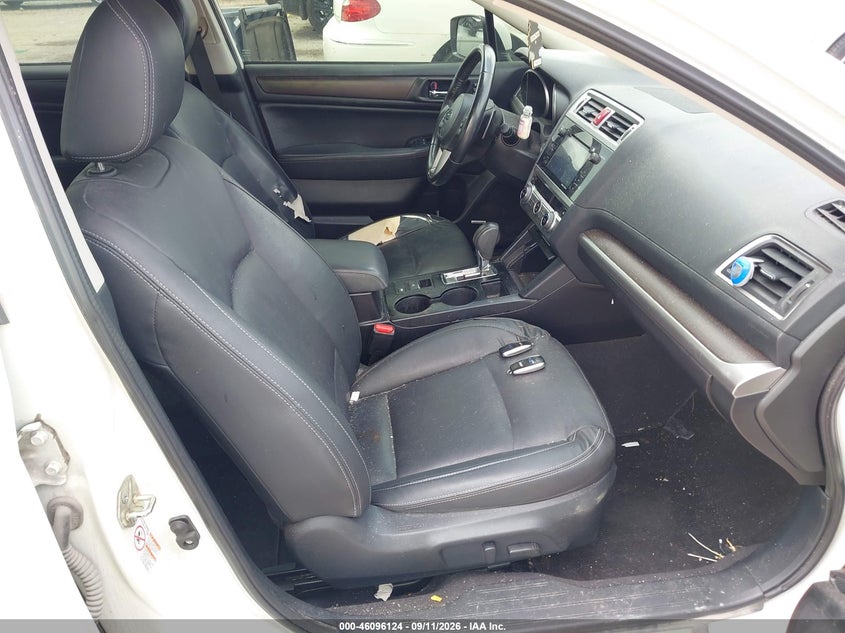2016 SUBARU LEGACY auction photo 5