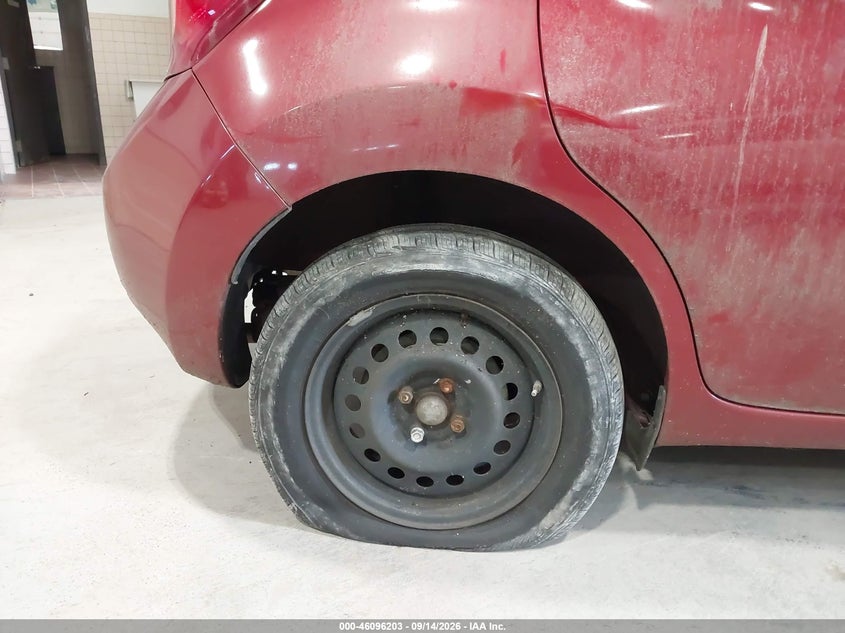2016 NISSAN VERSA NOTE auction photo 6