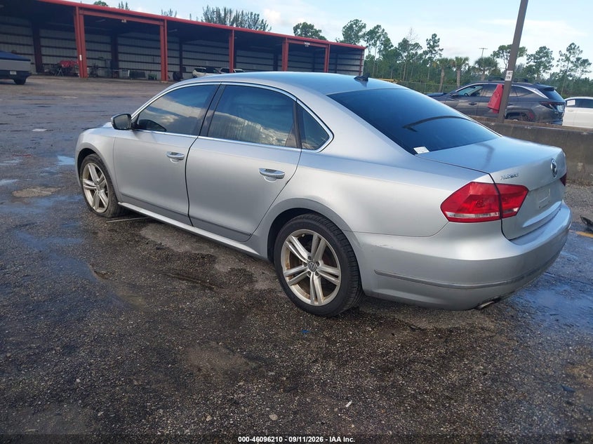 Vin: 1vwcv7a31fc003512, lot: 46595868, volkswagen passat 2.0l tdi sel premium 20153