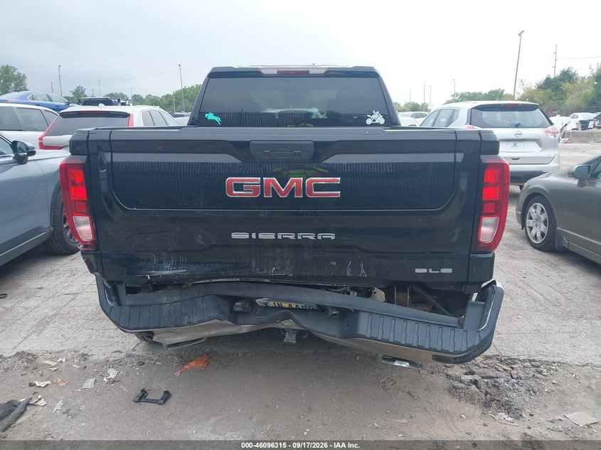 GMC SIERRA 1500 - zdjęcie 16