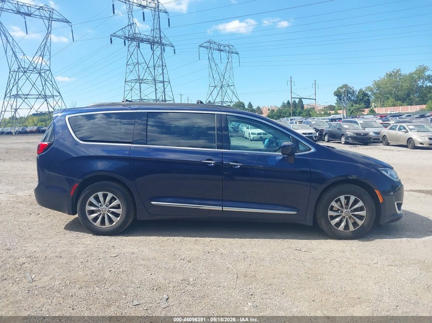 CHRYSLER PACIFICA - zdjęcie 13