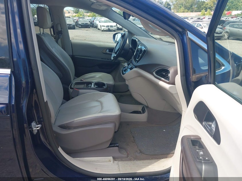 CHRYSLER PACIFICA - zdjęcie 5