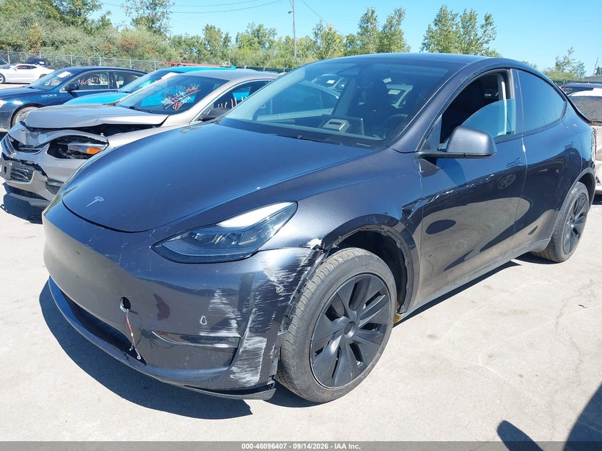 Vin: 7saygdee9rf163337, lot: 46596065, tesla model y long range dual motor all-wheel drive 20242
