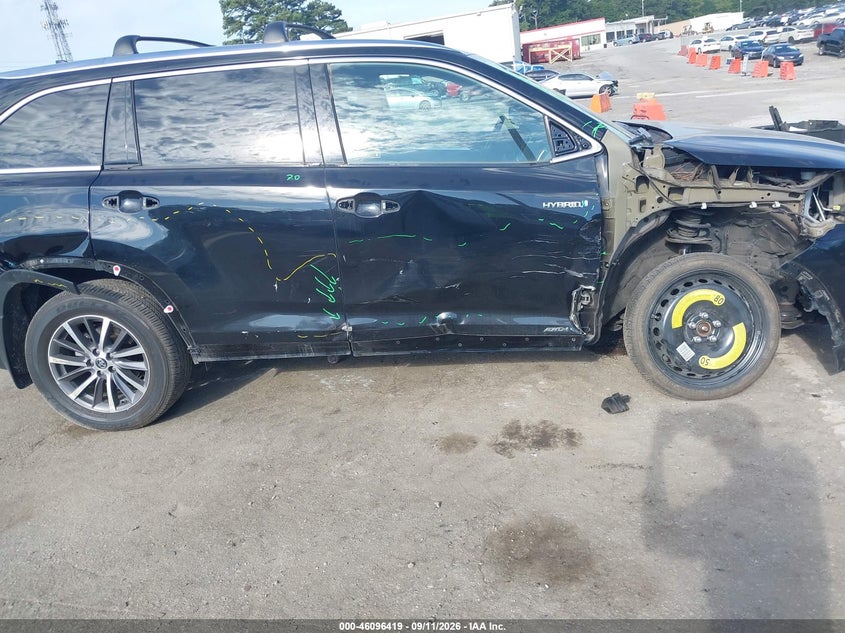 TOYOTA HIGHLANDER HYBRID - zdjęcie 6