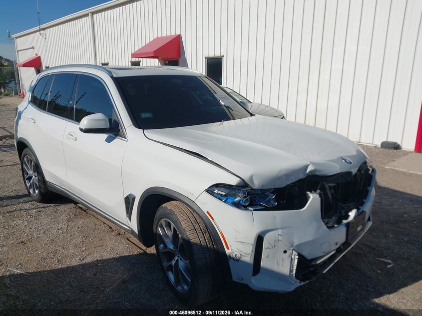 Vin: 5ux23eu04s9w44752, lot: 46596170, bmw x5 xdrive40i 2025 img_1