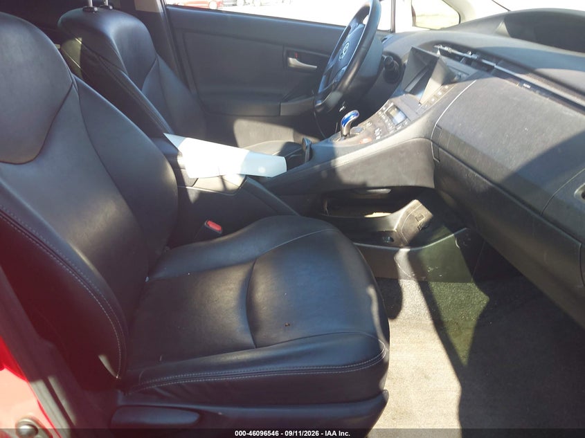 2015 TOYOTA PRIUS auction photo 5