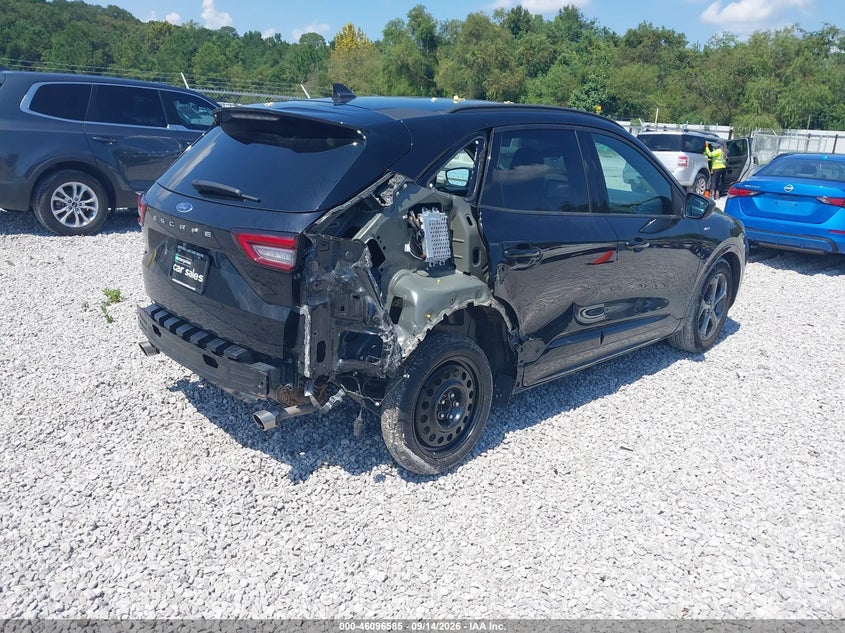 Vin: 1fmcu0mn9rua05707, lot: 46596243, ford escape st-line 20244