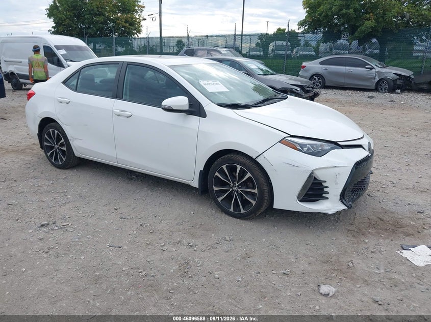 TOYOTA COROLLA - zdjęcie 1