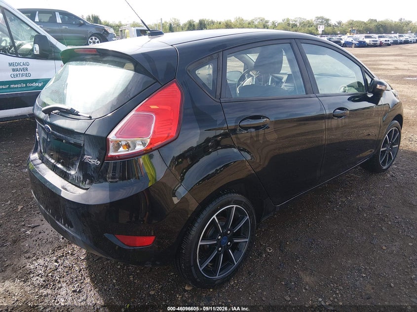 Vin: 3fadp4ej4km136062, lot: 46596263, ford fiesta se 20194