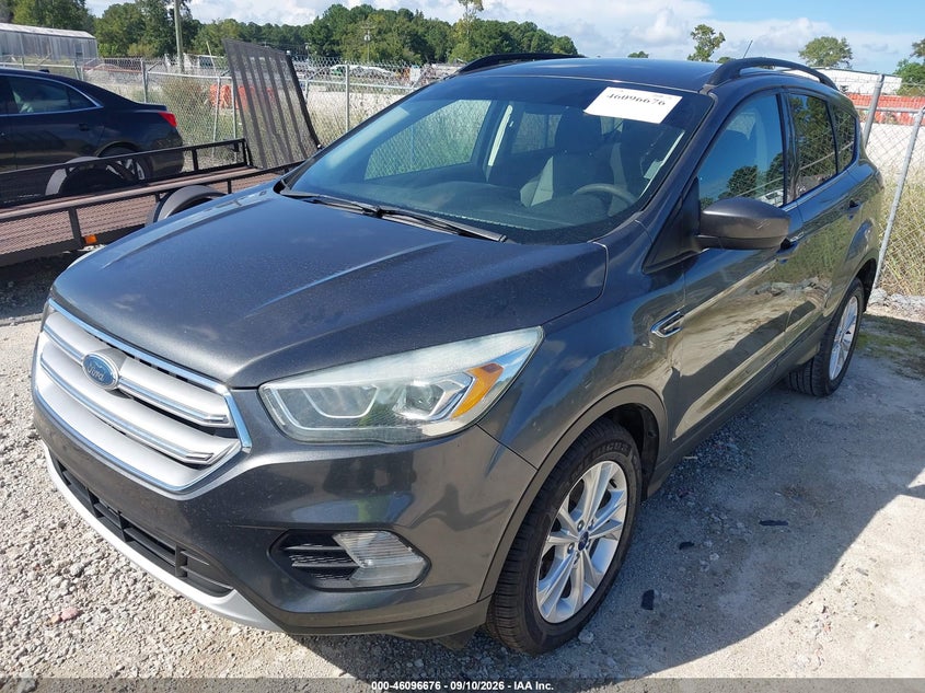 Vin: 1fmcu0gd5hua86223, lot: 46596334, ford escape se 20172