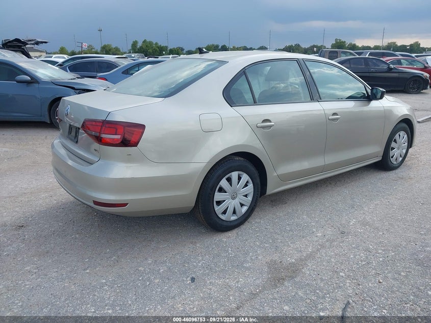 Vin: 3vw267aj2gm299292, lot: 46596411, volkswagen jetta 1.4t s 20164