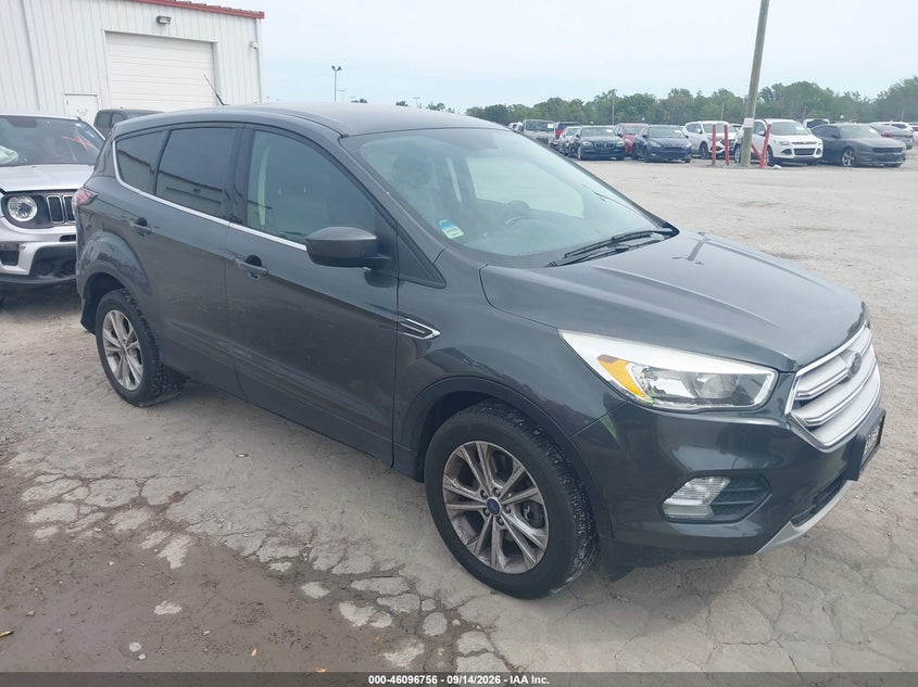 Vin: 1fmcu9gd9hua36963, lot: 46596414, ford escape se 2017 img_1