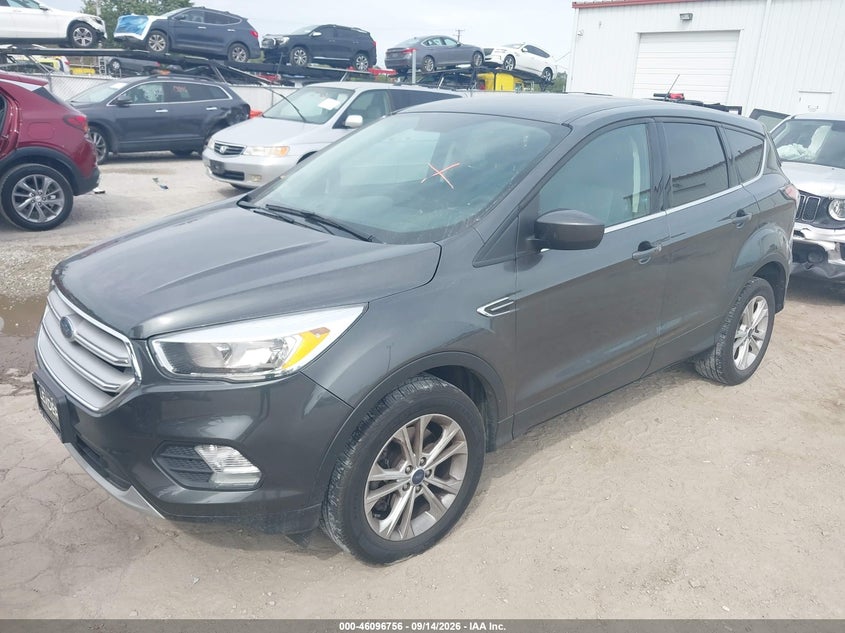 Vin: 1fmcu9gd9hua36963, lot: 46596414, ford escape se 20172