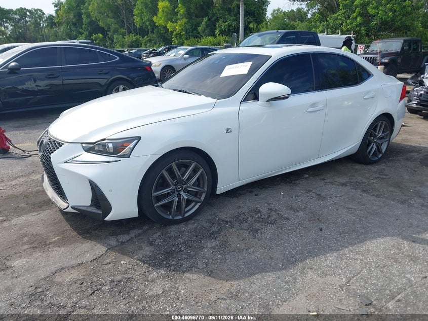 Vin: jthga1d28l5101984, lot: 46596428, lexus is 300 20202