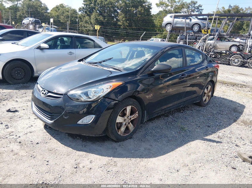 2013 Hyundai Elantra Gls, Rear, IAAI, VIN 5NPDH4AE6DH181108 — photo 2