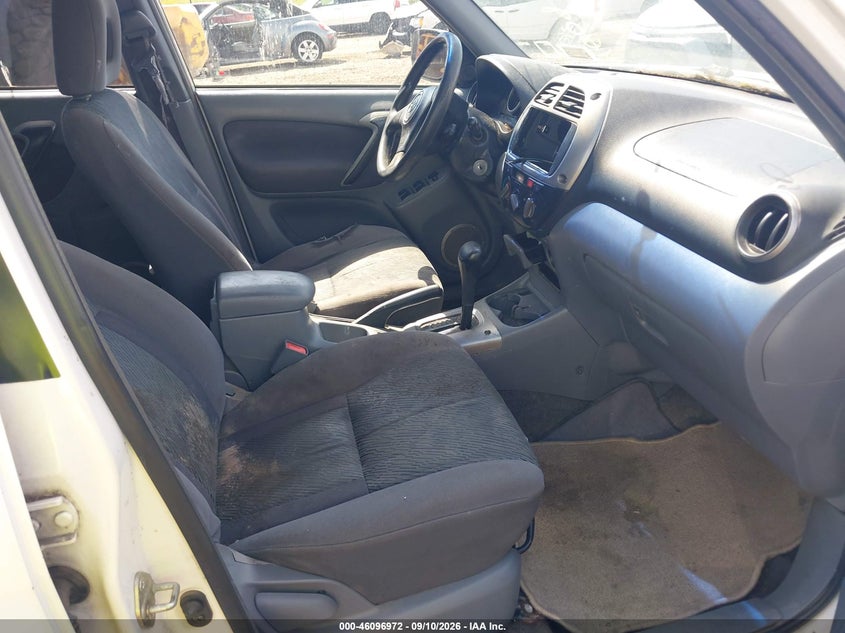 2001 TOYOTA RAV4 auction photo 5