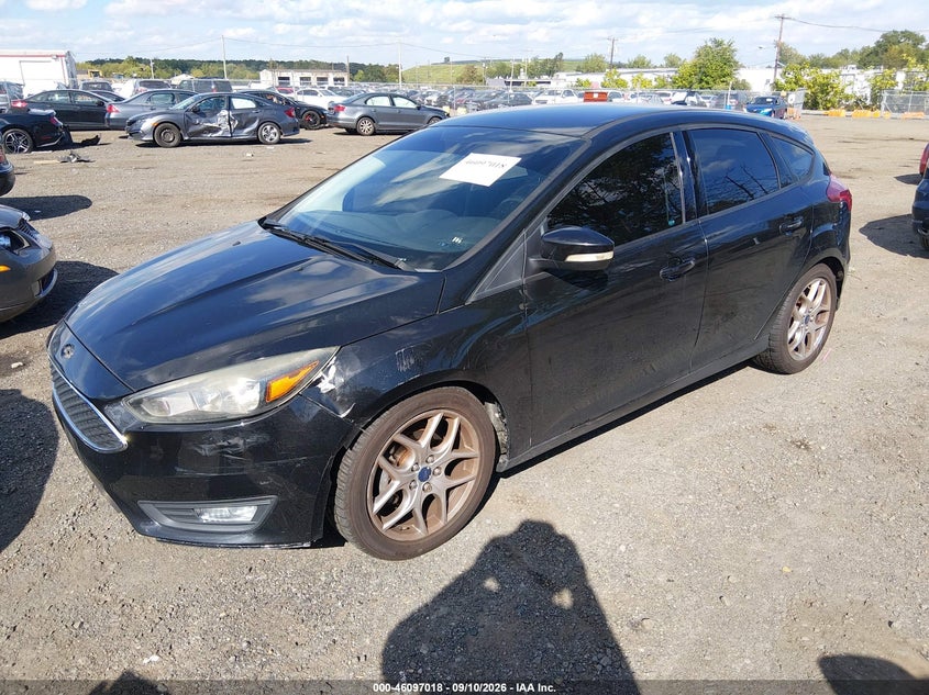 Vin: 1fadp3k28fl361079, lot: 46596676, ford focus se 20152