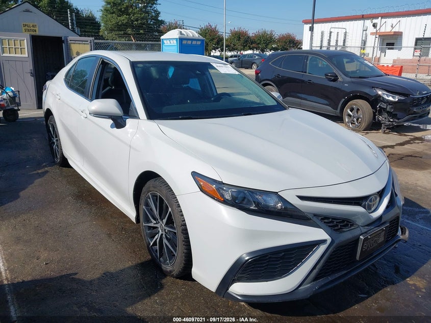 Vin: 4t1g31ak9nu035434, lot: 46596679, toyota camry se hybrid 2022 img_1