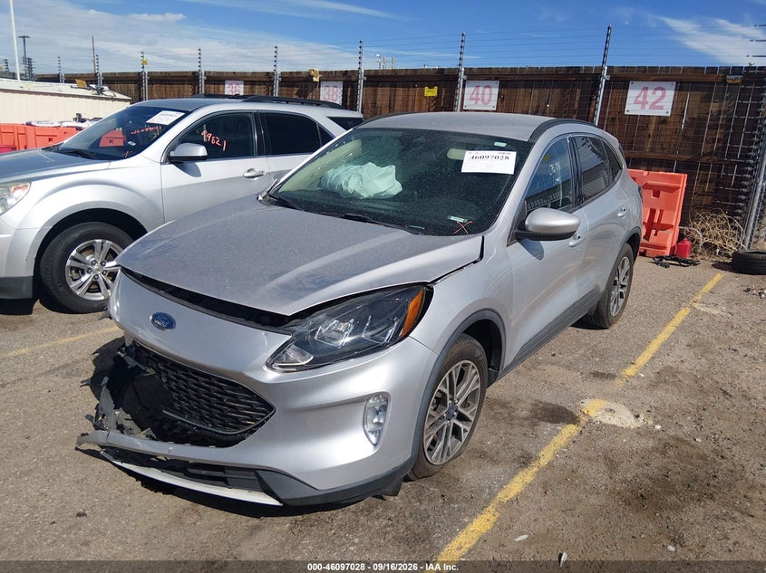Vin: 1fmcu9h68luc76918, lot: 46596686, ford escape sel 20202