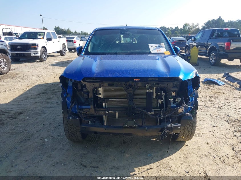 2025 NISSAN FRONTIER auction photo 6