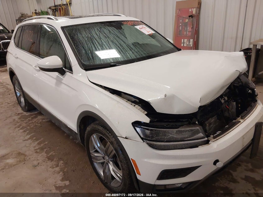 Vin: 3vv4b7ax9jm172009, lot: 46596830, volkswagen tiguan 2.0t sel premium 2018 img_1