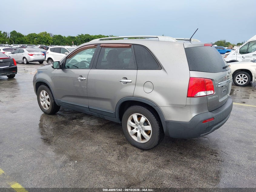 2013 KIA SORENTO auction photo 3