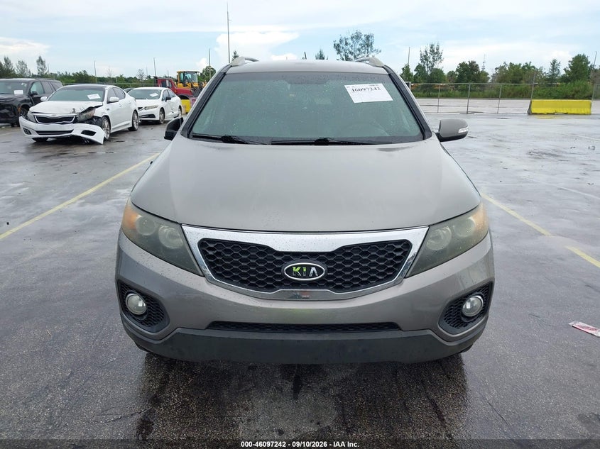 2013 KIA SORENTO auction photo 6